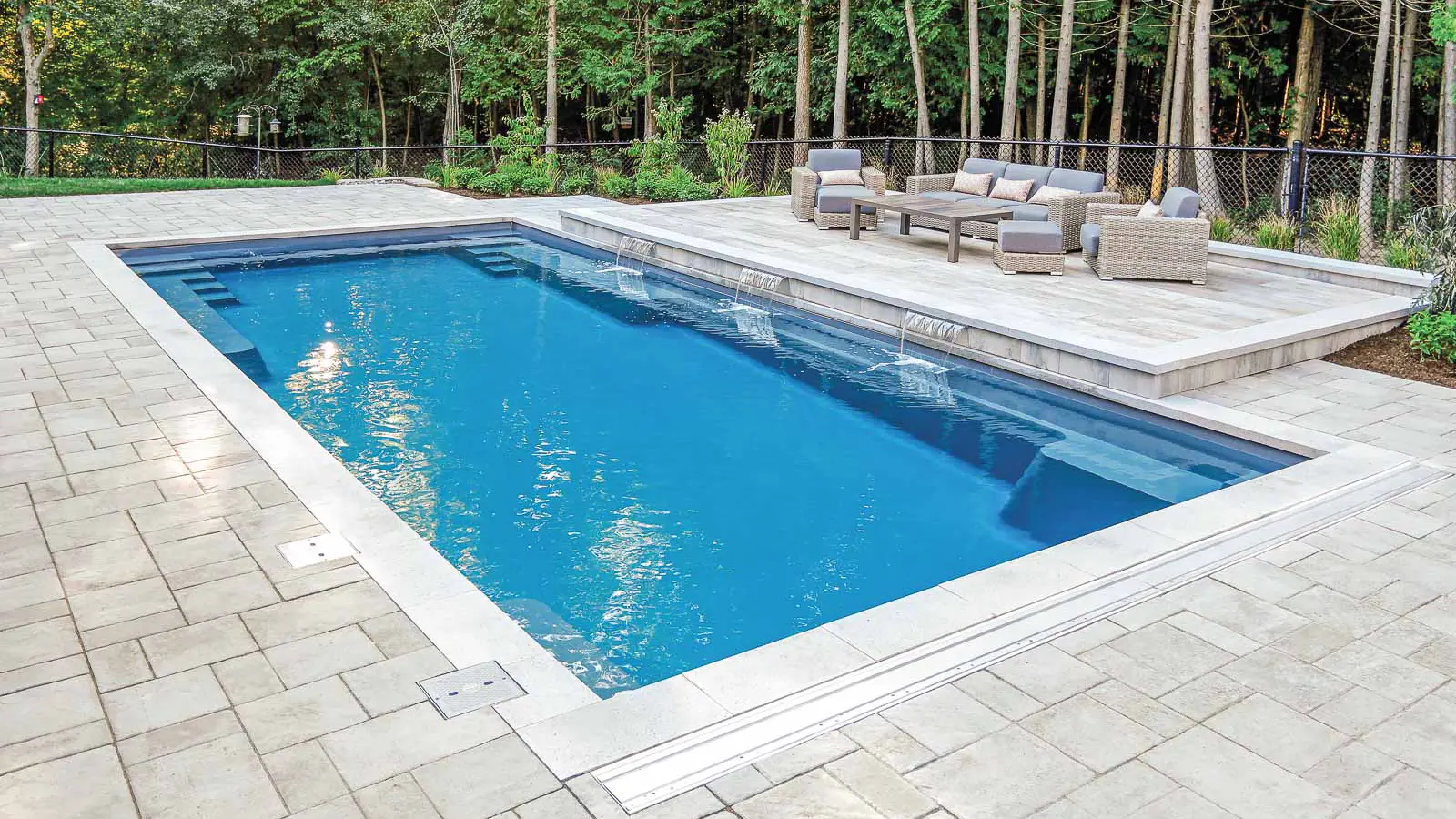 Leisure-Pools-Supreme-fiberglass-pool The Supreme, a fiberglass pool with a generous swim area and limited entry steps