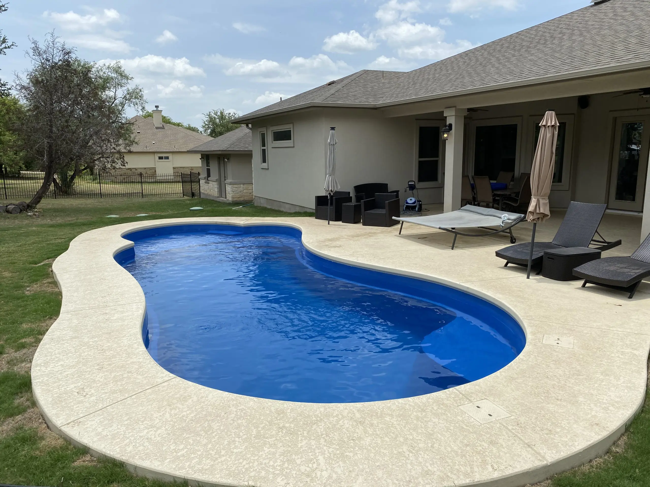 Eclipse35-Sapphire-SprayDeck-4-scaled