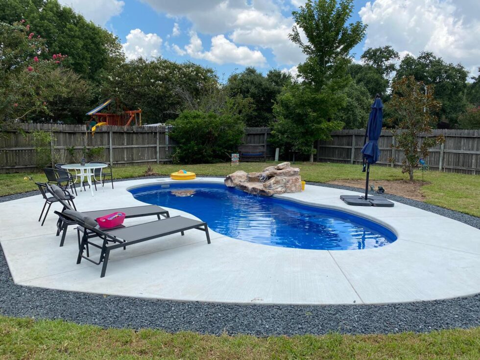 pools123-081721-980×735 Fiberglass swimming pools are a great fit for Houston