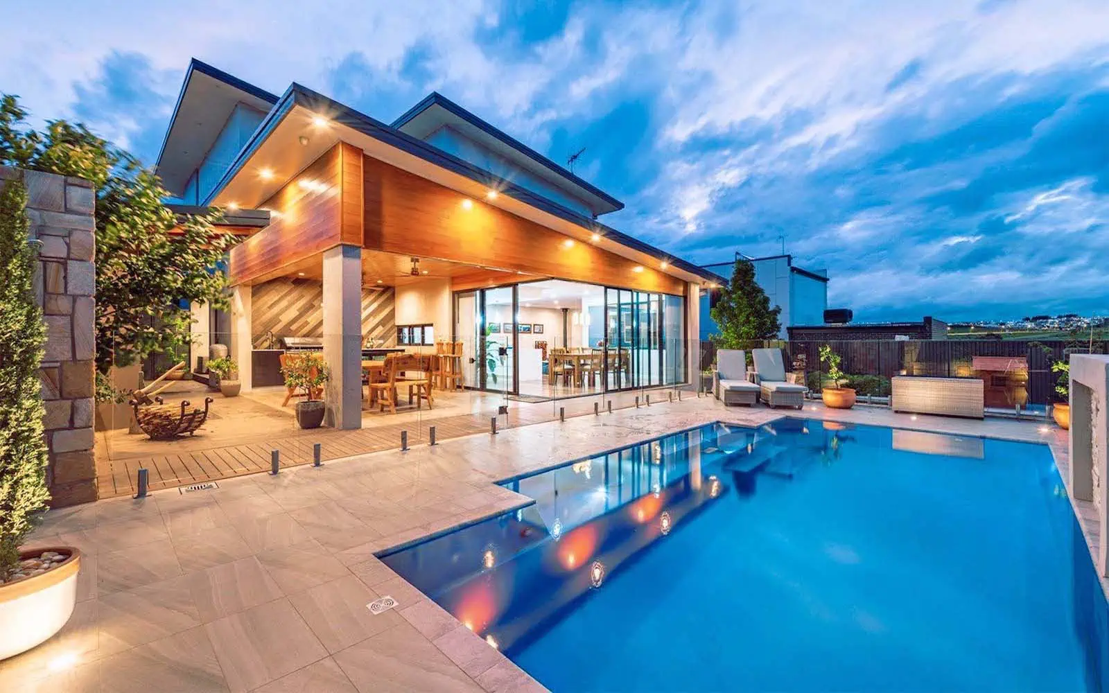 modern fiberglass swimming pool designs for Waco, Texas